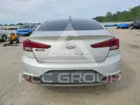 2019 Hyundai Elantra фото