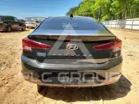 2019 Hyundai Elantra фото