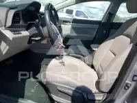 2019 Hyundai Elantra фото