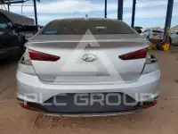 2019 Hyundai Elantra фото