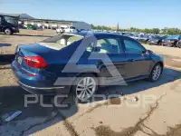 2019 Volkswagen Passat photo