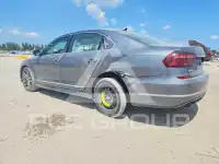 2019 Volkswagen Passat photo