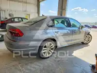 2019 Volkswagen Passat фото