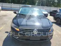 2019 Volkswagen Passat фото