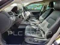 2019 Volkswagen Passat фото