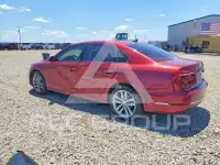 2019 Volkswagen Passat фото