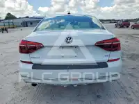 2019 Volkswagen Passat фото