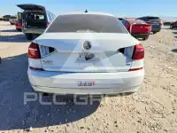 2019 Volkswagen Passat фото