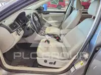 2019 Volkswagen Passat photo