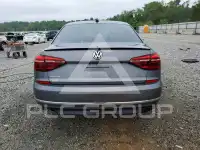 2019 Volkswagen Passat photo