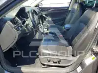 2019 Volkswagen Passat фото