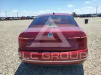 2019 Volkswagen Passat фото
