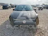 2019 Volkswagen Passat фото