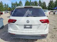 2019 Volkswagen Tiguan photo