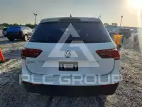 2019 Volkswagen Tiguan photo