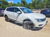 2019 Volkswagen Tiguan photo