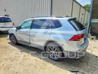2019 Volkswagen Tiguan фото