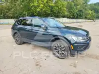2019 Volkswagen Tiguan photo