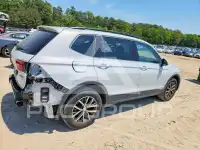 2019 Volkswagen Tiguan photo
