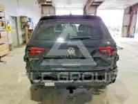 2019 Volkswagen Tiguan photo
