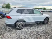 2019 Volkswagen Tiguan photo
