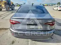 2019 Volkswagen Jetta фото