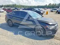 2019 Volkswagen Jetta фото