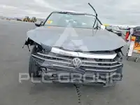 2019 Volkswagen Jetta фото