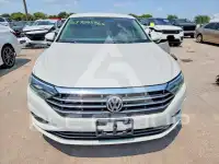2019 Volkswagen Jetta фото