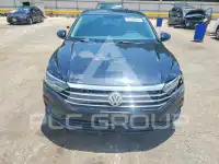 2019 Volkswagen Jetta фото