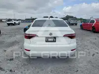 2019 Volkswagen Jetta фото