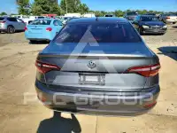 2019 Volkswagen Jetta фото
