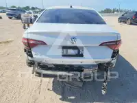 2019 Volkswagen Jetta photo