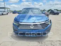 2019 Volkswagen Jetta photo