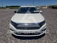 2019 Volkswagen Jetta фото