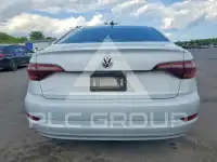 2019 Volkswagen Jetta фото