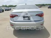 2019 Volkswagen Jetta фото