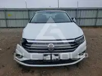 2019 Volkswagen Jetta photo