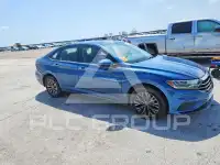 2019 Volkswagen Jetta фото