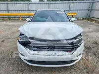 2019 Volkswagen Jetta photo
