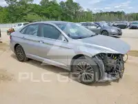 2019 Volkswagen Jetta фото