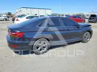 2019 Volkswagen Jetta фото