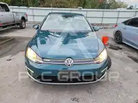 2019 Volkswagen GOLF photo