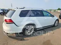 2019 Volkswagen GOLF photo