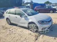 2019 Volkswagen GOLF photo
