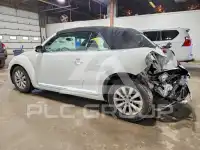 2019 Volkswagen BEETLE фото