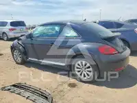 2019 Volkswagen BEETLE photo