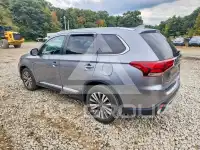 2020 Mitsubishi OUTLANDER photo