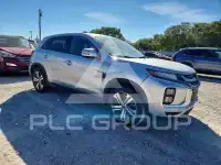 2020 Mitsubishi OUTLANDER photo