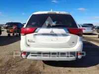 2020 Mitsubishi OUTLANDER photo